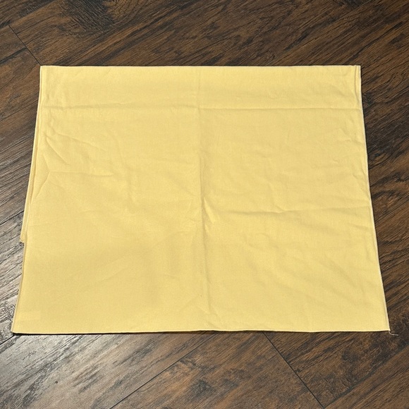 LOUIS VUITTON: Large fold over Dust bag Sz: 24” W x 21.5” H - Picture 4 of 4